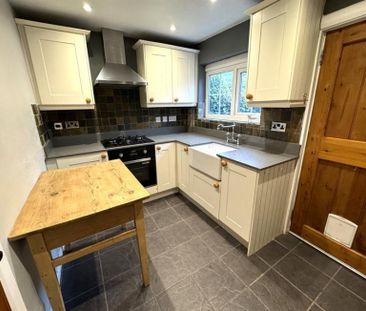 1 Bedroom End Terrace To Let - Photo 2