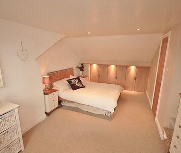 3 Bedroom Terraced To Let - Photo 5