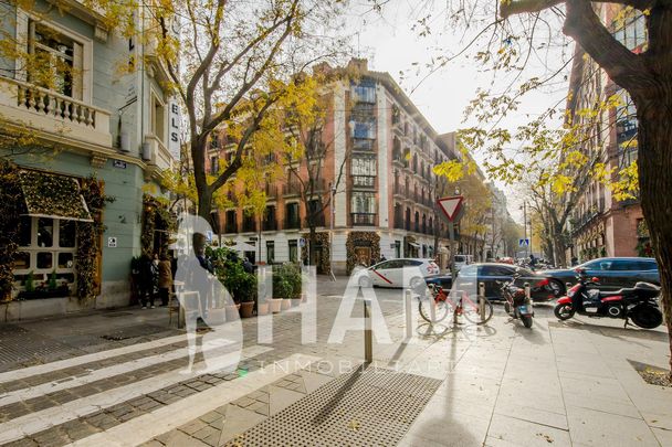 Apartamento - Madrid - Recoletos - 2.650€ MES - Ref. RYN-APLG2 - Photo 1