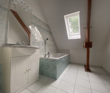 Location Maison 5 pièces 90m² SAUMUR 49400 - Photo 3