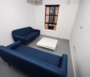 1 bedroom private hall to rent - Photo 1