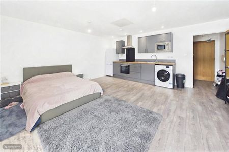 1 bedroom flat to rent - Photo 5