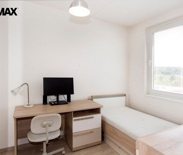 Pronájem bytu 4+1 v osobním vlastnictví 80 m², Praha 4 - Modřany - Photo 2