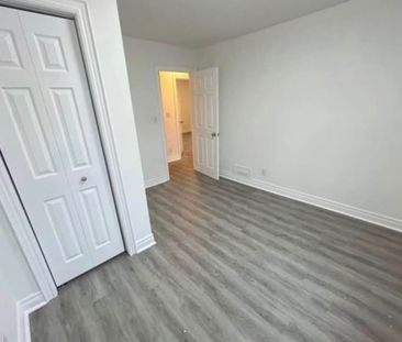 For Lease - 5051 huron Street, Niagara Falls, Ontario - Photo 3