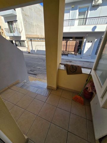 Studio/Γκαρσονιέρα για ενοικίαση Πολυκατοικίες (Αγία Βαρβάρα) - Photo 3