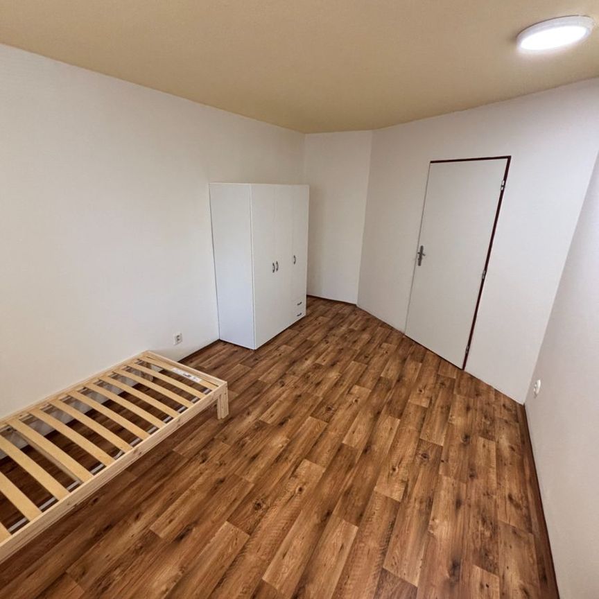 Pronájem bytu 3+1 • 60 m² bez realitkyLondýnská, Ústí nad Labem - Ústí nad Labem, Ústecký kraj - Photo 1