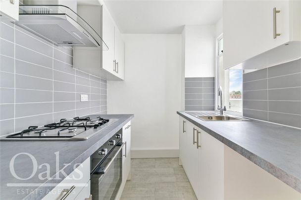 Pullman Court, Streatham Hill, London - Photo 1