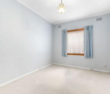 Affordable home in an excellent location - Photo 3