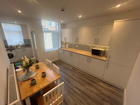 Chatsworth Avenue, Wallasey, CH44 - Photo 5