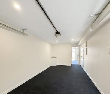 New 4-Bedroom House with 3.5 Bathrooms in Totara Vale - Photo 3