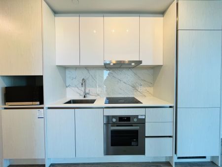 For Lease - 180 Front Street Unit# 4003, Toronto, Ontario - Photo 2