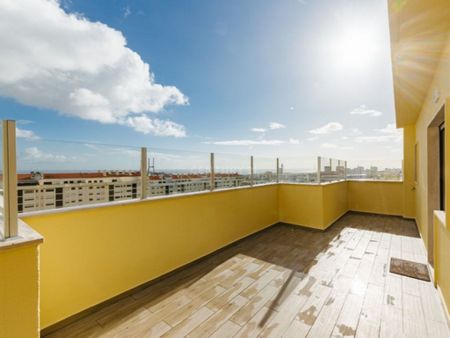 5 room luxury Duplex for rent in Loures, Lisbon - Photo 2