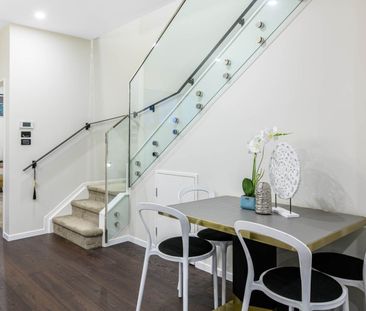 Hobsonville - 5 Bedroom House with 3.5 bathrooms - Photo 5