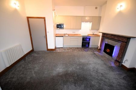 1 bedroom flat to rent - Photo 2