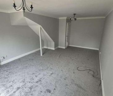 Cadogan Close, Johnston, Haverfordwest, SA62 - Photo 2