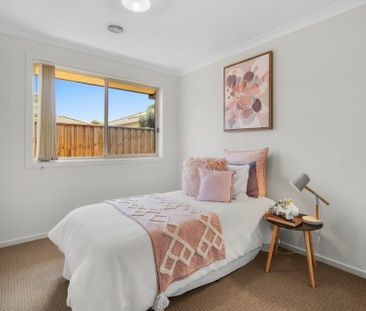 18 Riley Terrace, Tarneit VIC, Belconnen - Photo 5