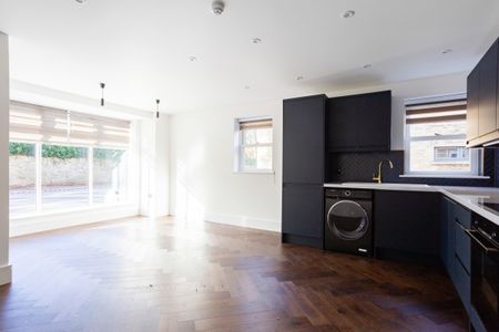 2 bedroom flat to rent - Photo 2