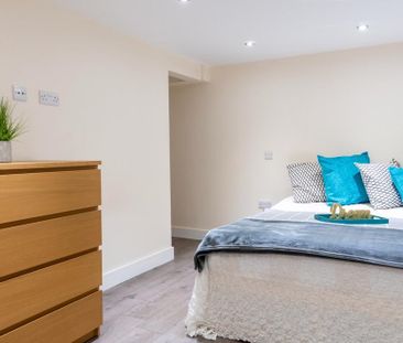 6 bedroom house to rent - Photo 3