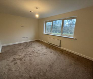 A three bedroom end of terrace family home with an integrated garag... - Photo 4