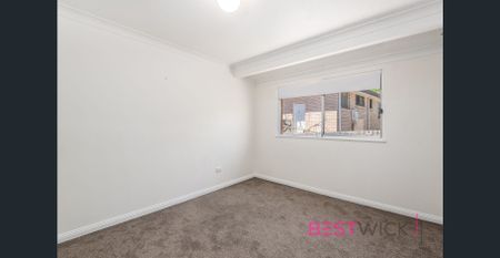 Electricity, Gas & Water Included in Rent! - Photo 4