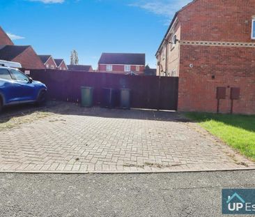 2 bedroom end of terrace house to rent - Photo 2