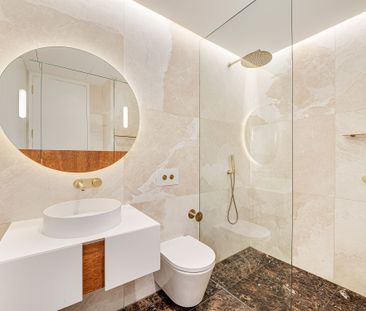 21st floor unfurnished studio apartment - King + Phillip - Photo 3