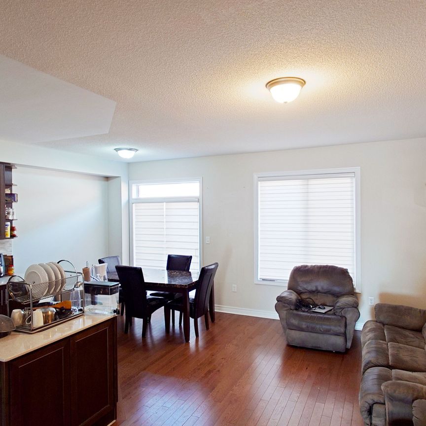 For Lease - 122 Finegan Circle, Brampton, Ontario - Photo 1