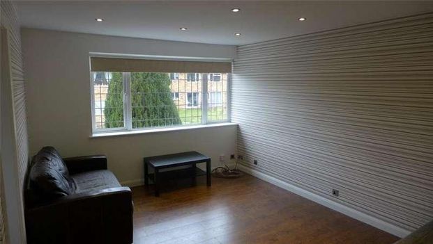 Elm Close, Binley Woods, Coventry, CV3 - Photo 1