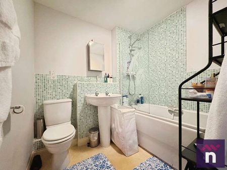 Brabant Way, Westbury, BA13 - Photo 2