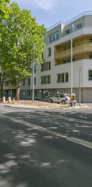 Location Appartement 1 pièce 31m² STE GENEVIEVE DES BOIS 91700 - Photo 1