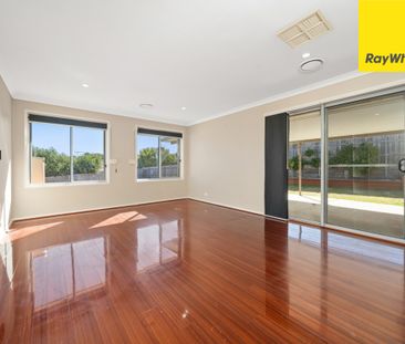 Modern in Macgregor - Photo 2