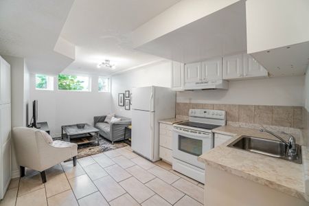 For Lease - 171 Clonmore Drive, Toronto, Ontario - Photo 2