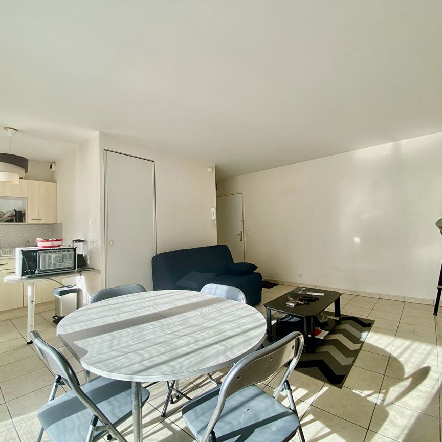 Location Appartement 1 pièce 28m² - Photo 1