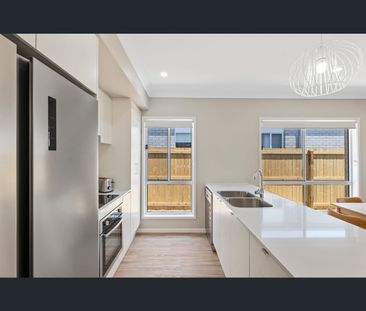 1/10 Goddard Street, Logan Reserve, Qld 4133 - Photo 2