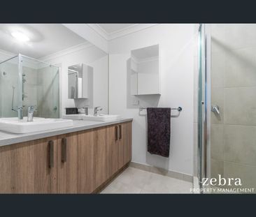 5 Helensburch Passage, Cranbourne West, Vic 3977 - Photo 5