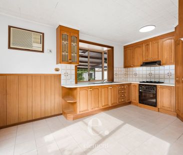 Central Living - Photo 4