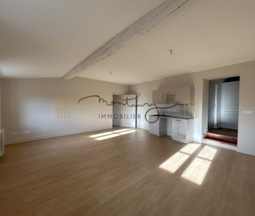 A LOUER P2 NIMES CENTRE VILLE - Photo 1