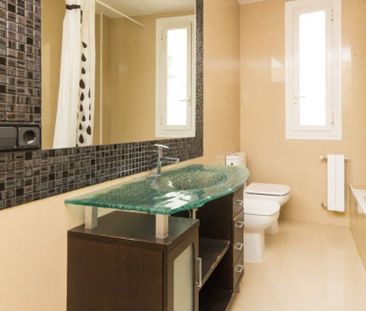 Private room in Redondilla Street - Photo 1