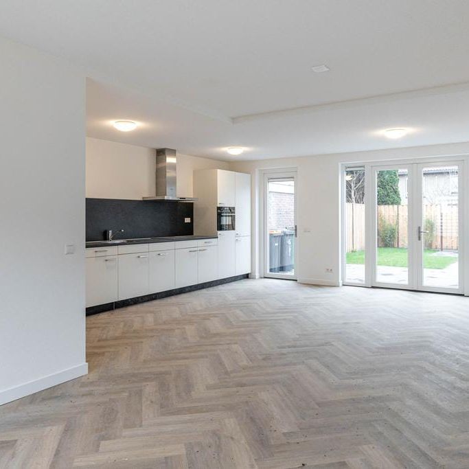 Huis te huur: Dr. Engelhardlaan 21 3734 VA Den Dolder - Photo 1