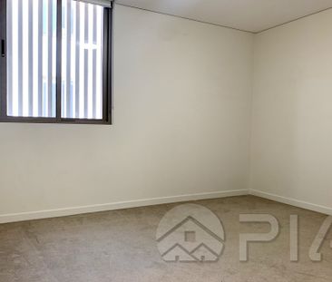 Modern One Bedroom Apartment for Lease - Photo 5