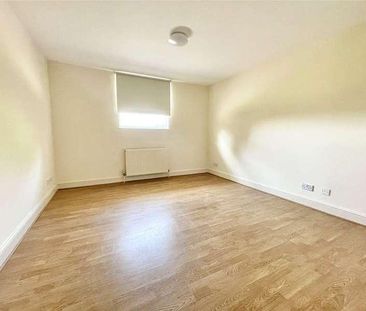 Skyfield Manor, West End Lane, Essendon, Hertfordshire, AL9 - Photo 5