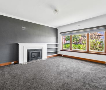 34 Earl Street Sandy Bay TAS 7005 Australia - Photo 1