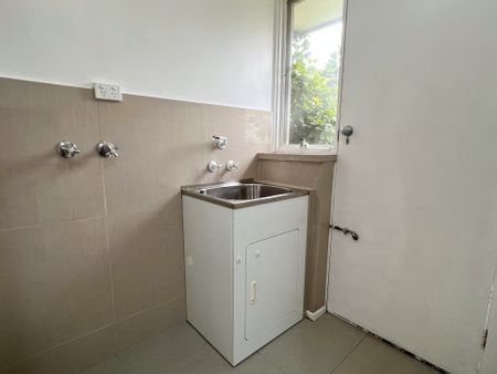 Modern 2 Bedroom Unit - Quiet Area - Photo 5