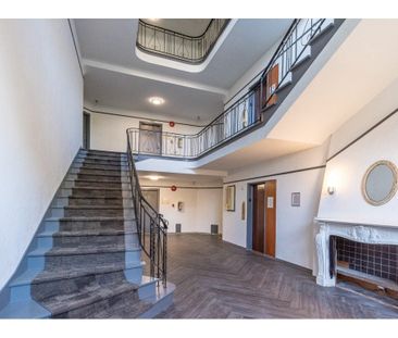 Colonial House - Photo 3