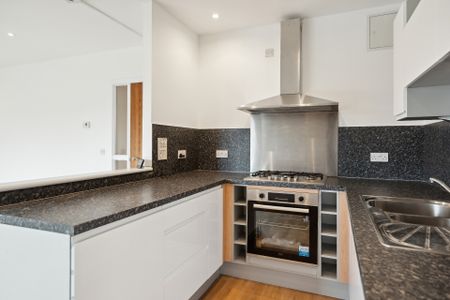 Glasgow Harbour Terrace - Photo 4