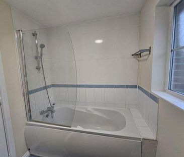 3 bedroom house to rent - Photo 2