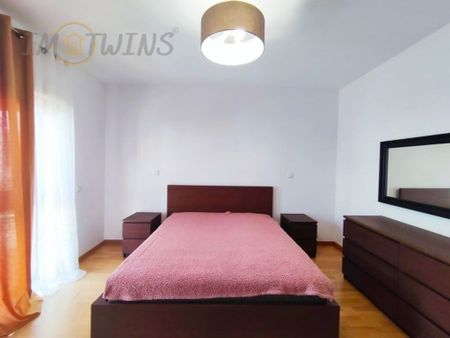 4 bedroom luxury Flat for rent in Zona Ribeirinha, Portimão, Distrito de Faro - Photo 4