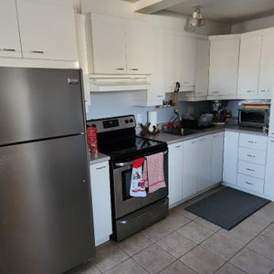 TRÈS BEAU 3 1/2 PRÈS DES CENTRES COMMERCIAUX DRUMMONDVILLE LIBRE LE 1ER JUIN - Photo 2