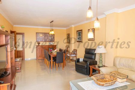 Apartment in Torrox, Andalucia , Costa del Sol - Photo 4