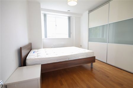 Heathcroft, Ealing, W5 3BF - Photo 5